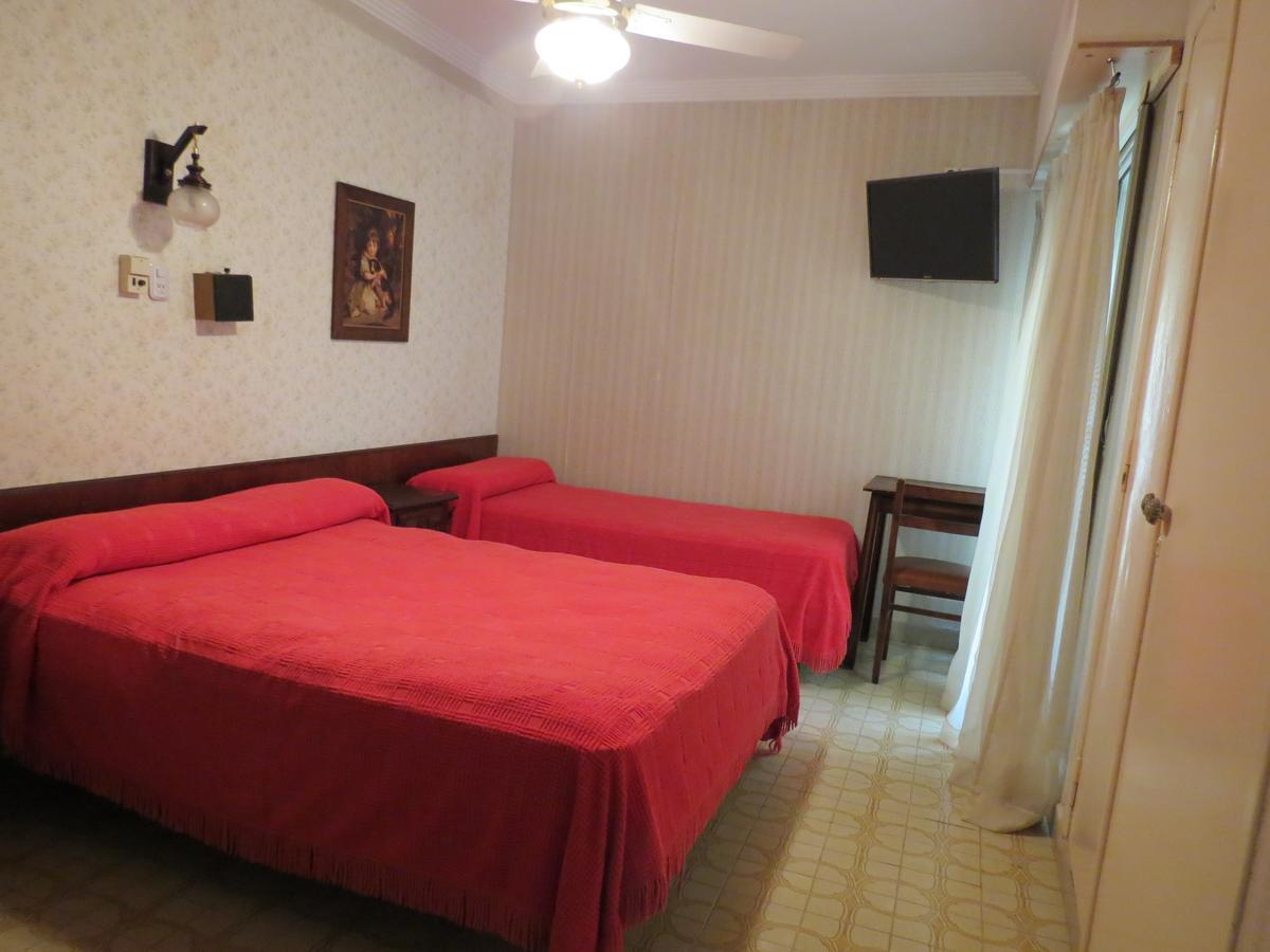 Hotel Trocadero เนโกเชอา ภายนอก รูปภาพ